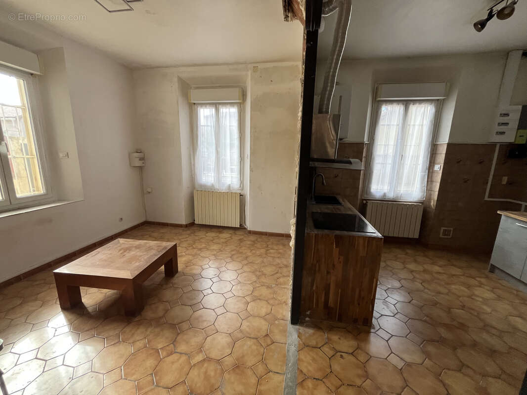 Maison à LEZIGNAN-CORBIERES