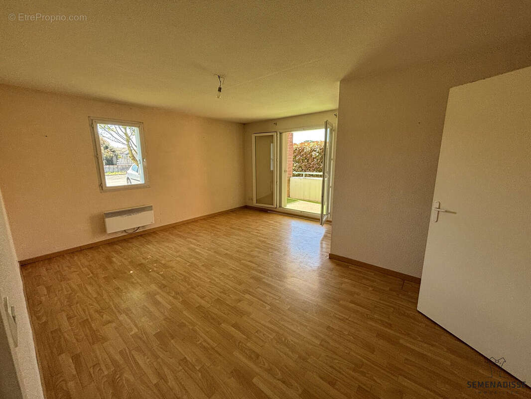 Appartement à SAINT-SULPICE