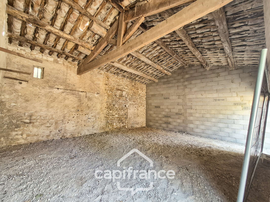 Grange à vendre 1 pièces SAINT GENIES DE COMOLAS (30)- terrain 248m² - photo 2