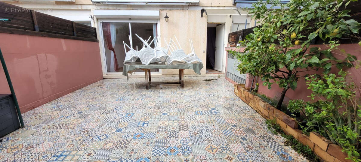 Appartement à LE LAVANDOU