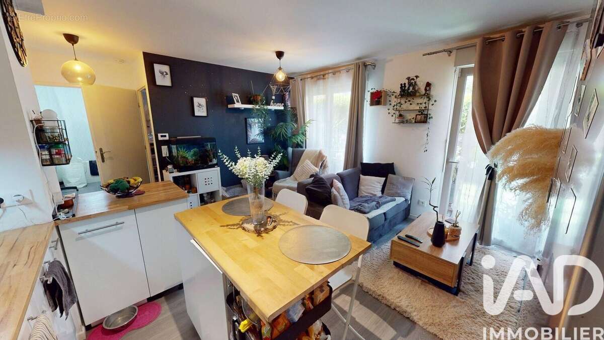 Photo 4 - Appartement à SAVIGNY-LE-TEMPLE