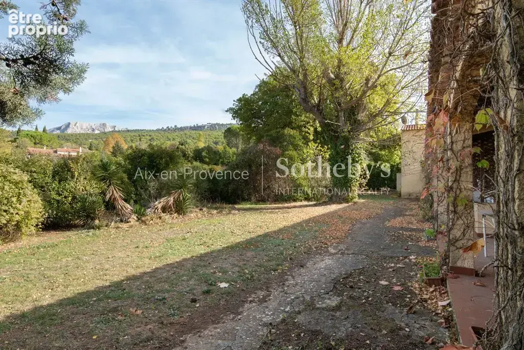 Propriéte sur site exeptionnel à Beaurecueil - photo 9