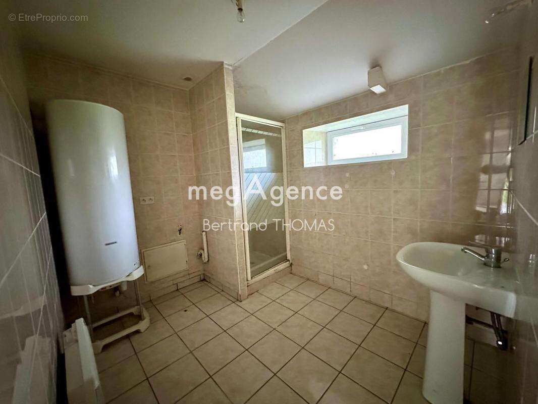 Maison à SENS-DE-BRETAGNE