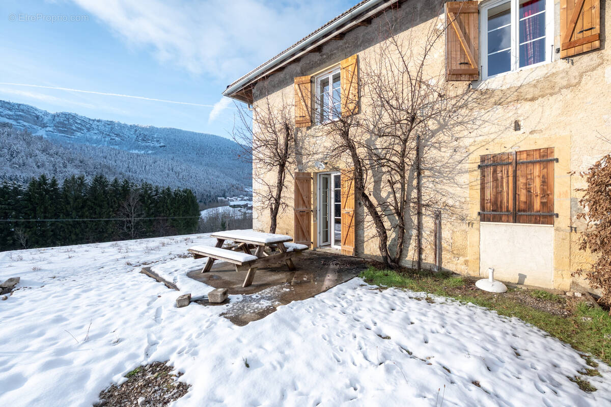 Appartement à JOUGNE