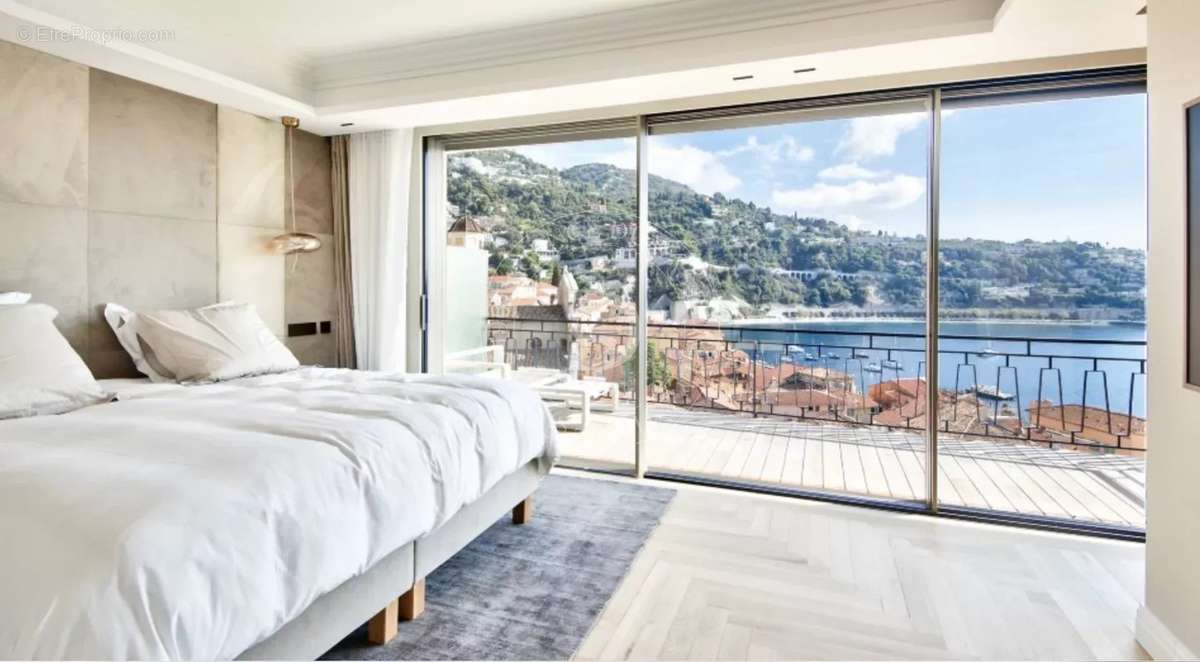Appartement à VILLEFRANCHE-SUR-MER