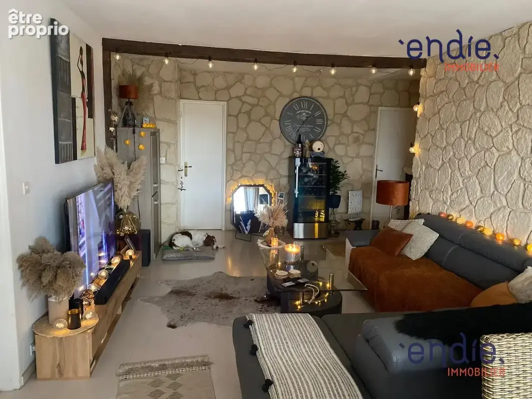 Appartement à MOULINS