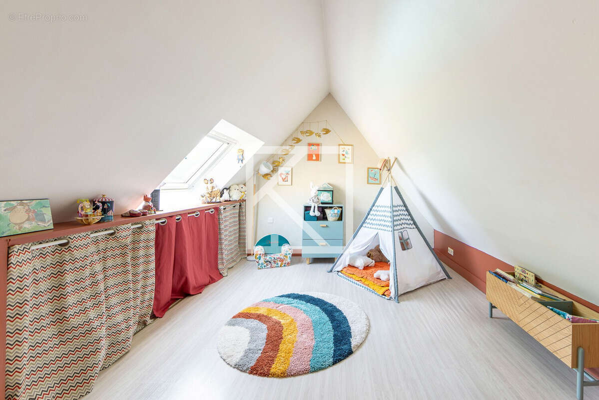 Maison à SAVIGNE-L'EVEQUE