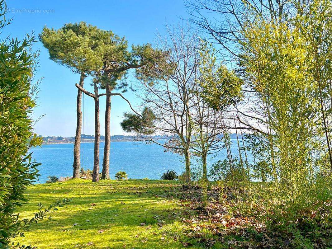 Maison à LARMOR-BADEN