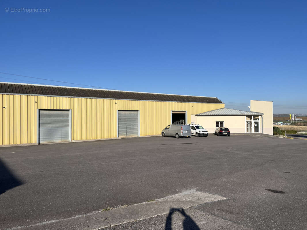 Commerce à VILLE-EN-VERMOIS