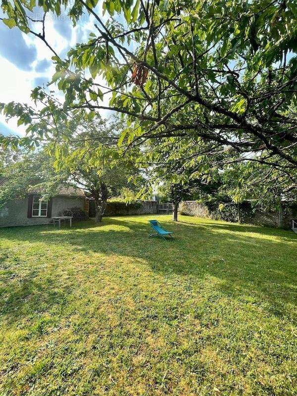 Terrain à CHATEAUFORT