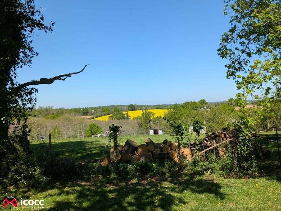 Maison à MAREUIL-SUR-LAY-DISSAIS
