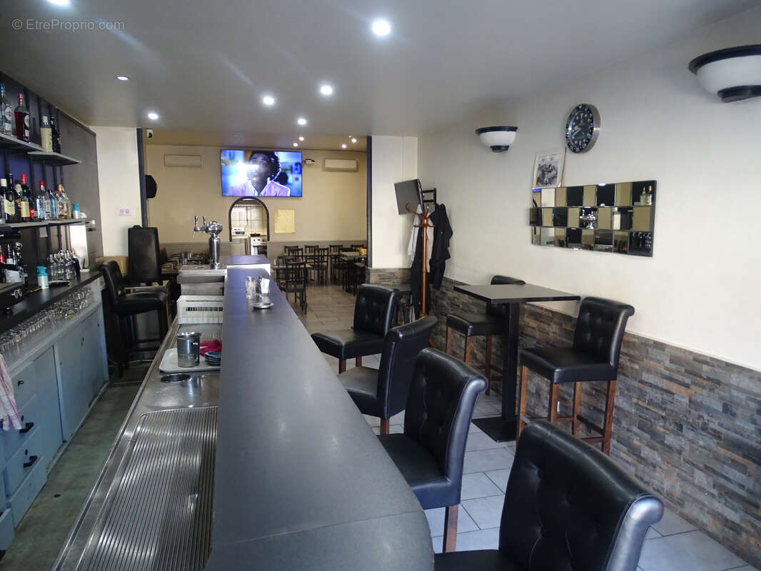 Commerce à MARSEILLE-15E