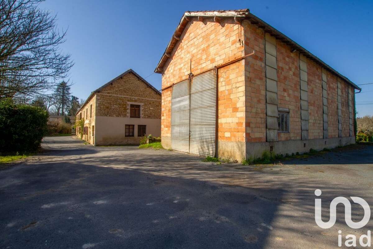 Photo 2 - Maison à LE BUISSON-DE-CADOUIN