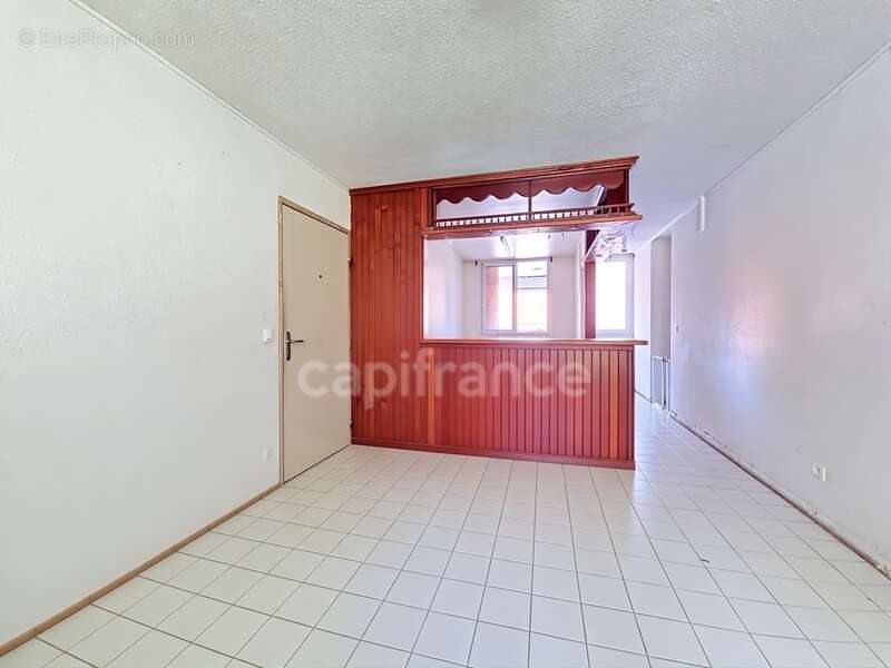 Appartement à BAIE-MAHAULT