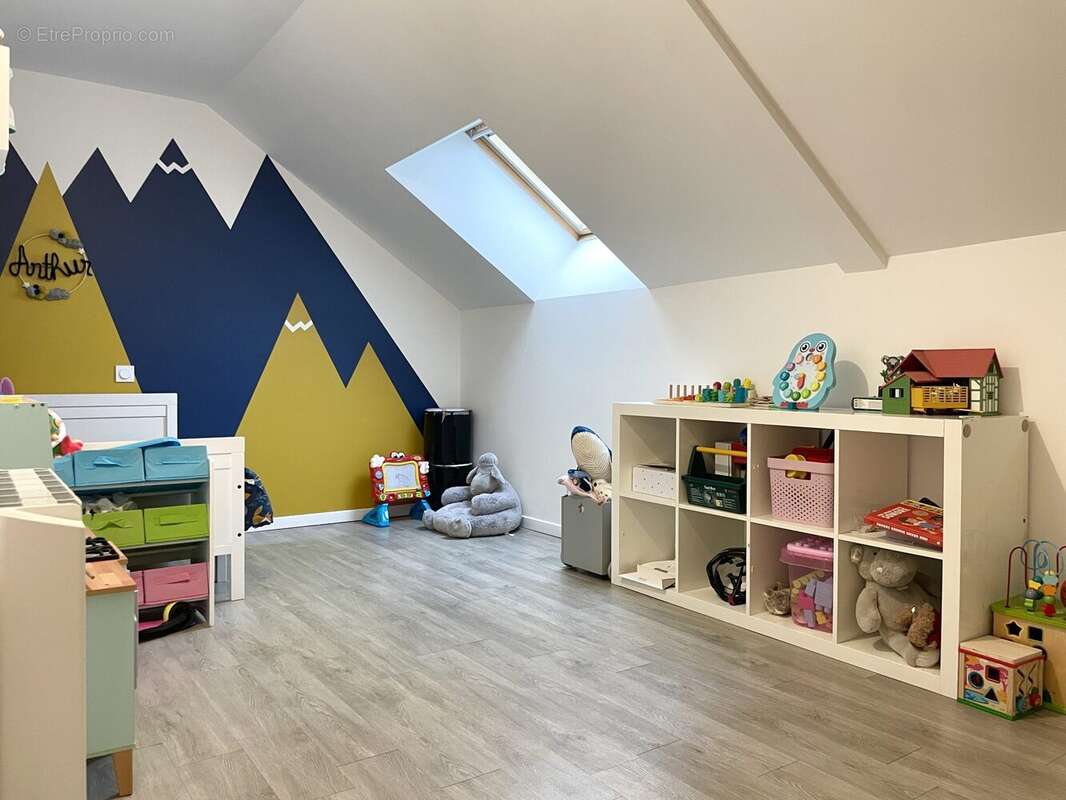 Chambre 2 - Maison à DEHAULT