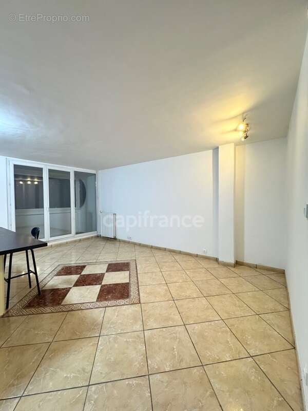 Appartement à SEVRAN