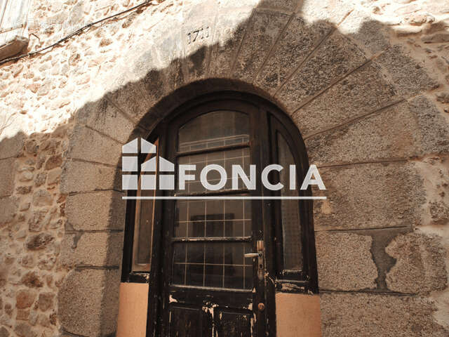 Maison à SAINT-LAURENT-DE-CERDANS