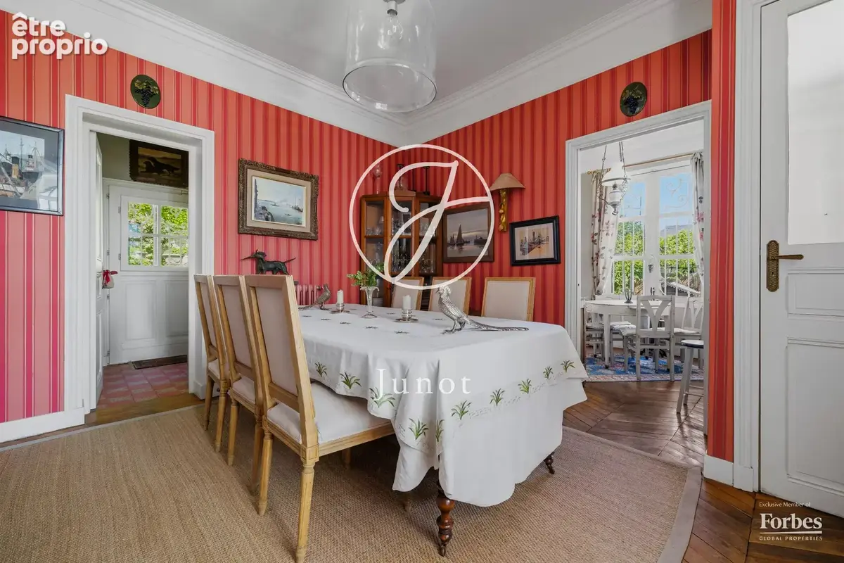 Chatou - BORDS DE SEINE - Maison - 3 chambres - 201m² - Terrain 397m². - photo 13