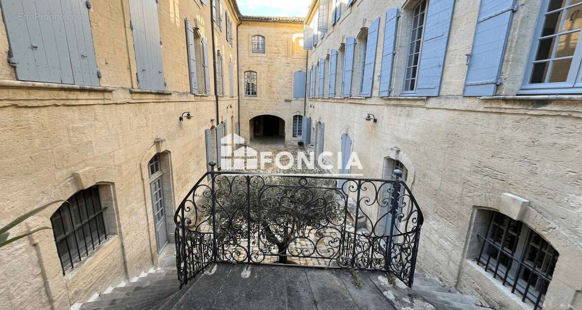 Appartement à UZES