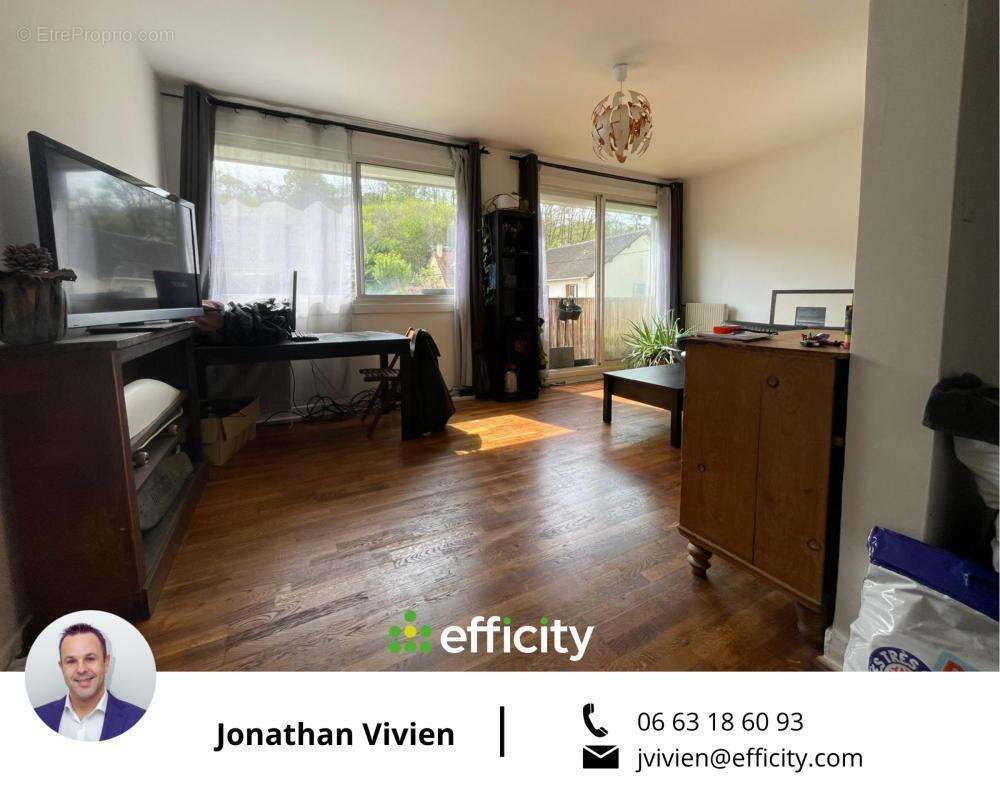 Appartement à SAINT-CYR-L'ECOLE