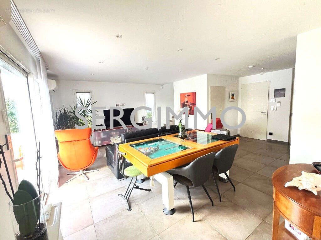 Maison à MONTAUROUX