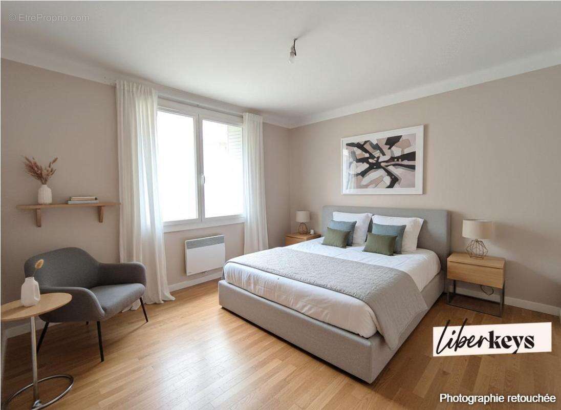 Appartement à CAUMONT-SUR-DURANCE