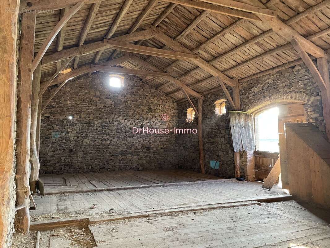 Maison à SAINT-JEAN-DE-NAY