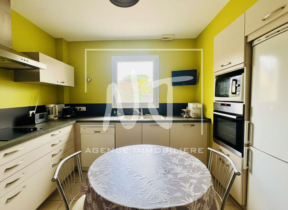 Maison à JUIGNE-SUR-LOIRE