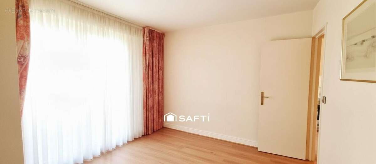 Photo 4 - Appartement à LES ULIS