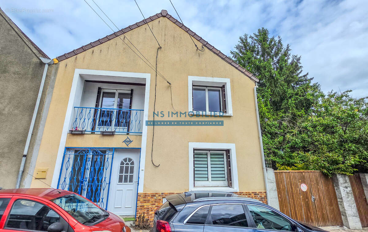 Appartement à CARRIERES-SOUS-POISSY