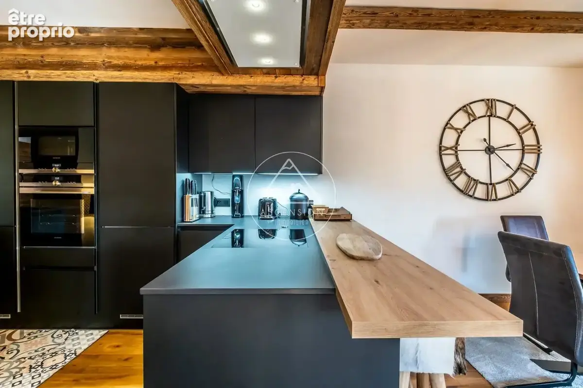 Magnifique appartement lumineux de deux chambres avec grande terrasse et une vue panoramique sur Les Gets - photo 3