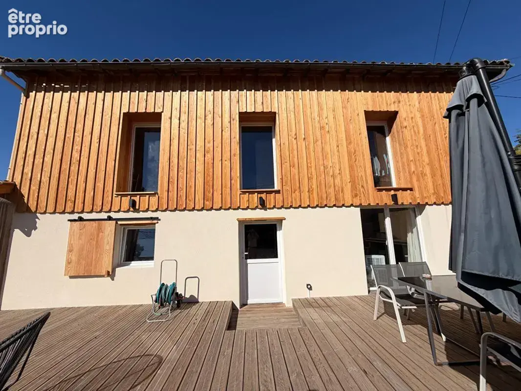 Maison 4 pièces Salles 84 m² - 3 chambres 1 bureau - garage centre-ville - photo 5