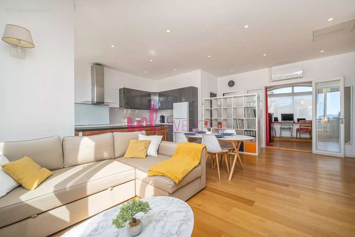 Appartement à MARSEILLE-12E