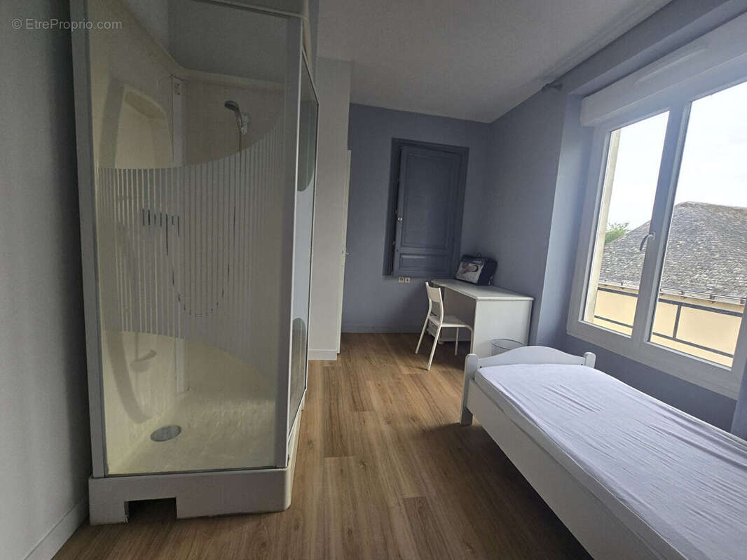 Appartement à PRUILLE-LE-CHETIF