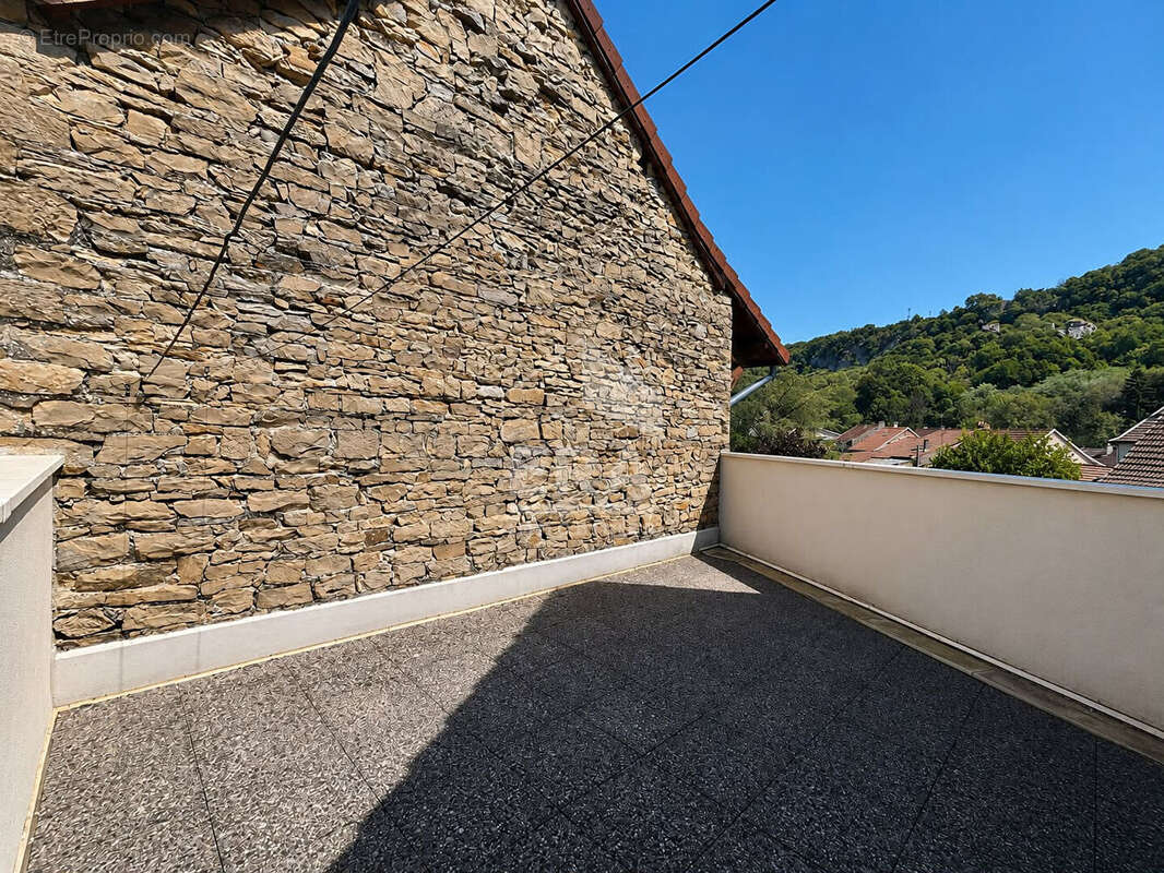 Maison 140m² à vertrieu - photo 17
