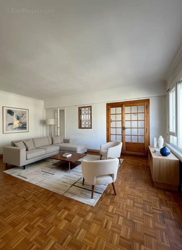 Appartement à CLICHY