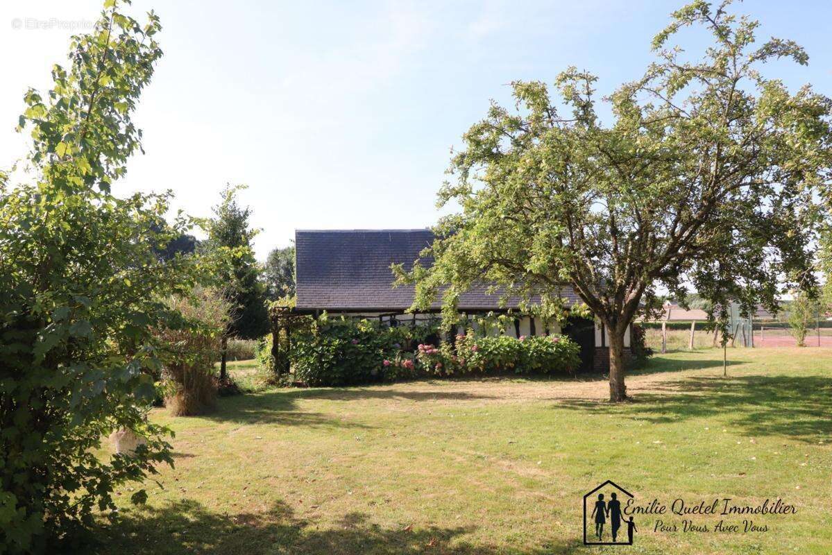 Maison à LA HARENGERE