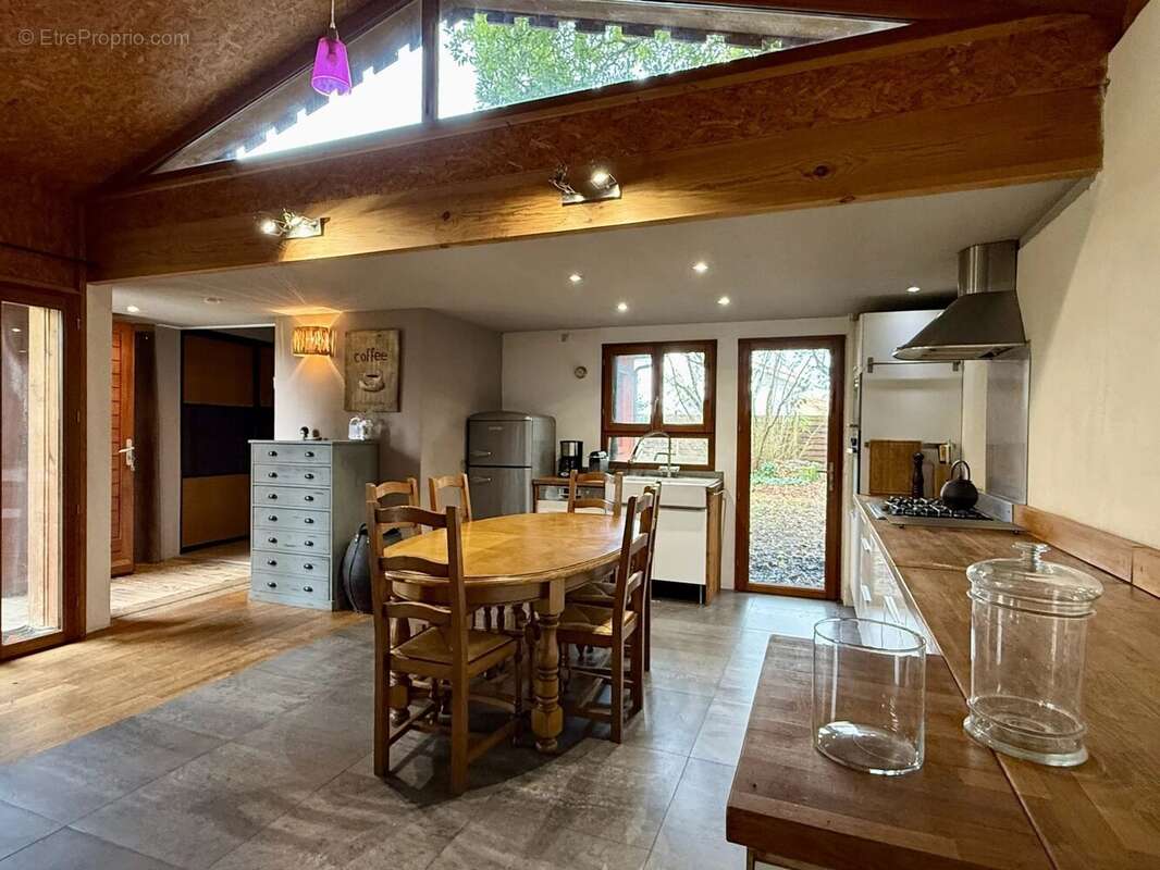 Maison à SAINT-MEDARD-EN-JALLES