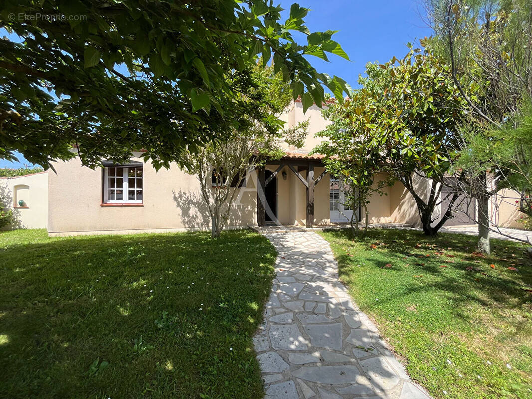 Maison à SAINT-HILAIRE-DE-RIEZ