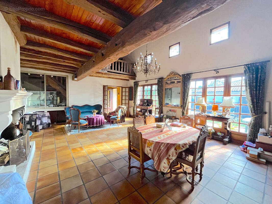 Maison à GUJAN-MESTRAS