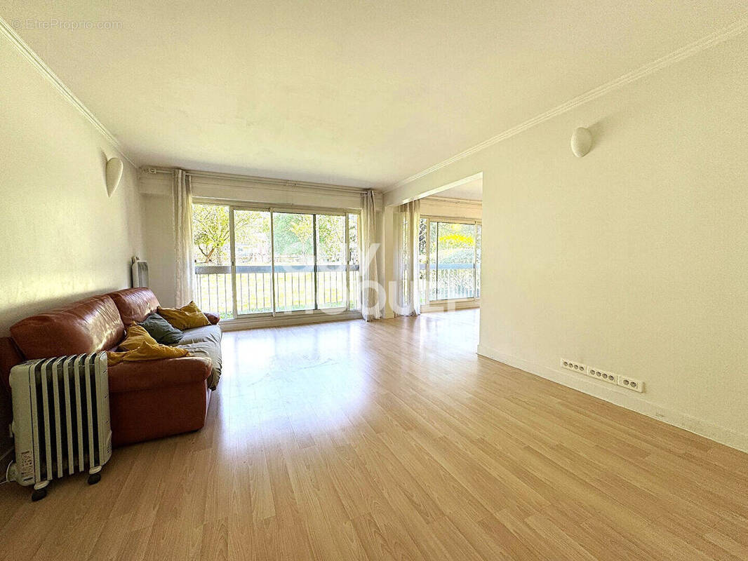 Appartement à MAISONS-ALFORT