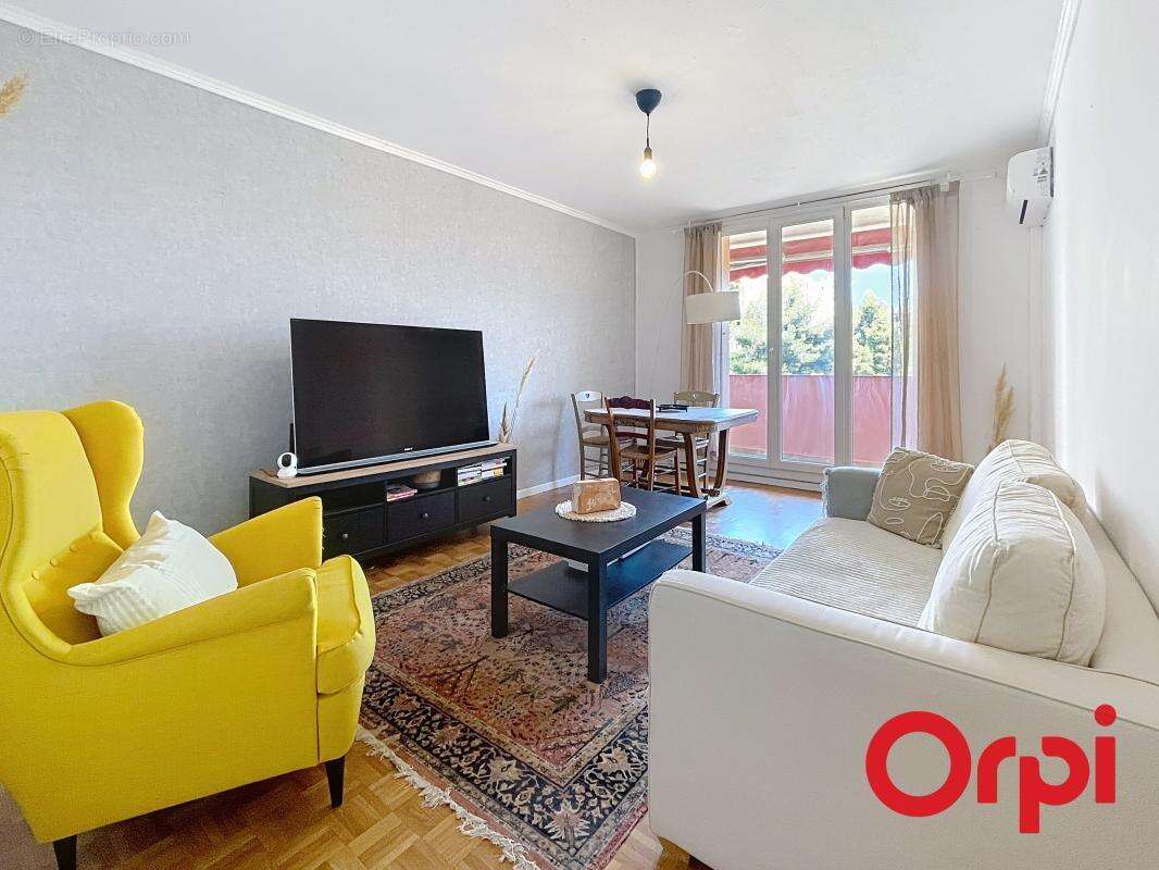 Appartement à MARSEILLE-11E