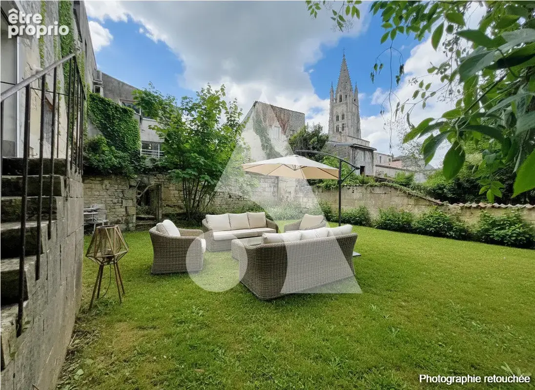 SAINTES rive gauche- Duplex avec jardin à aménager - Saint Eutrope - photo 13
