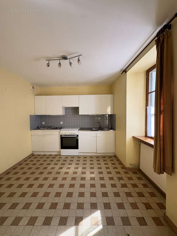 Maison à SAINT-SULIAC