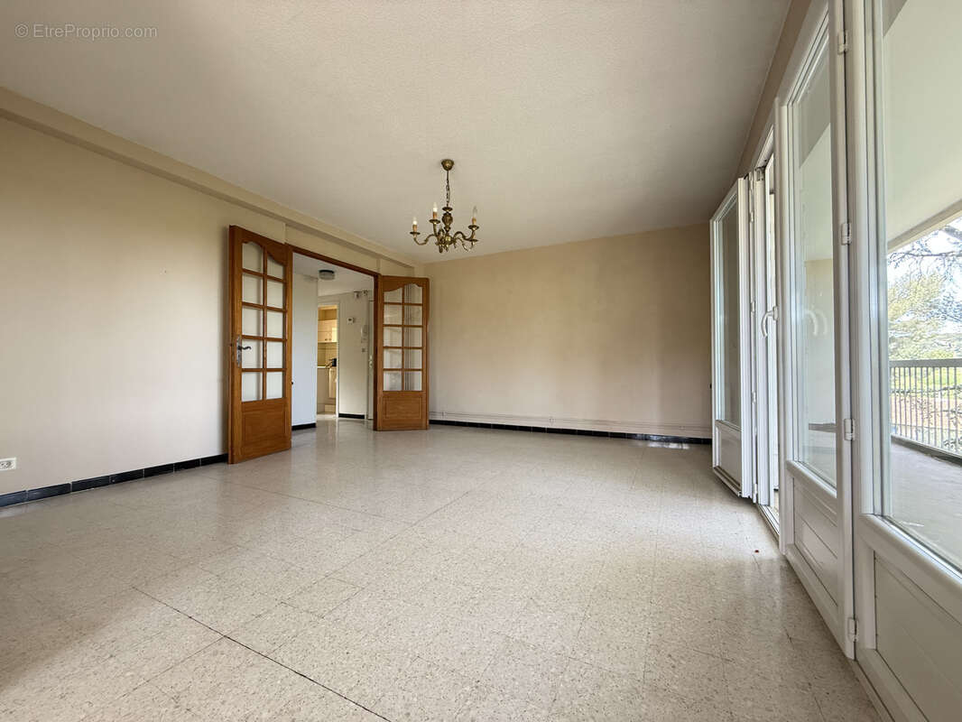 Appartement à NIMES