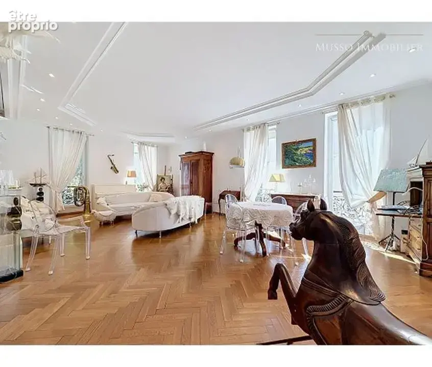 Appartement à MARSEILLE-7E