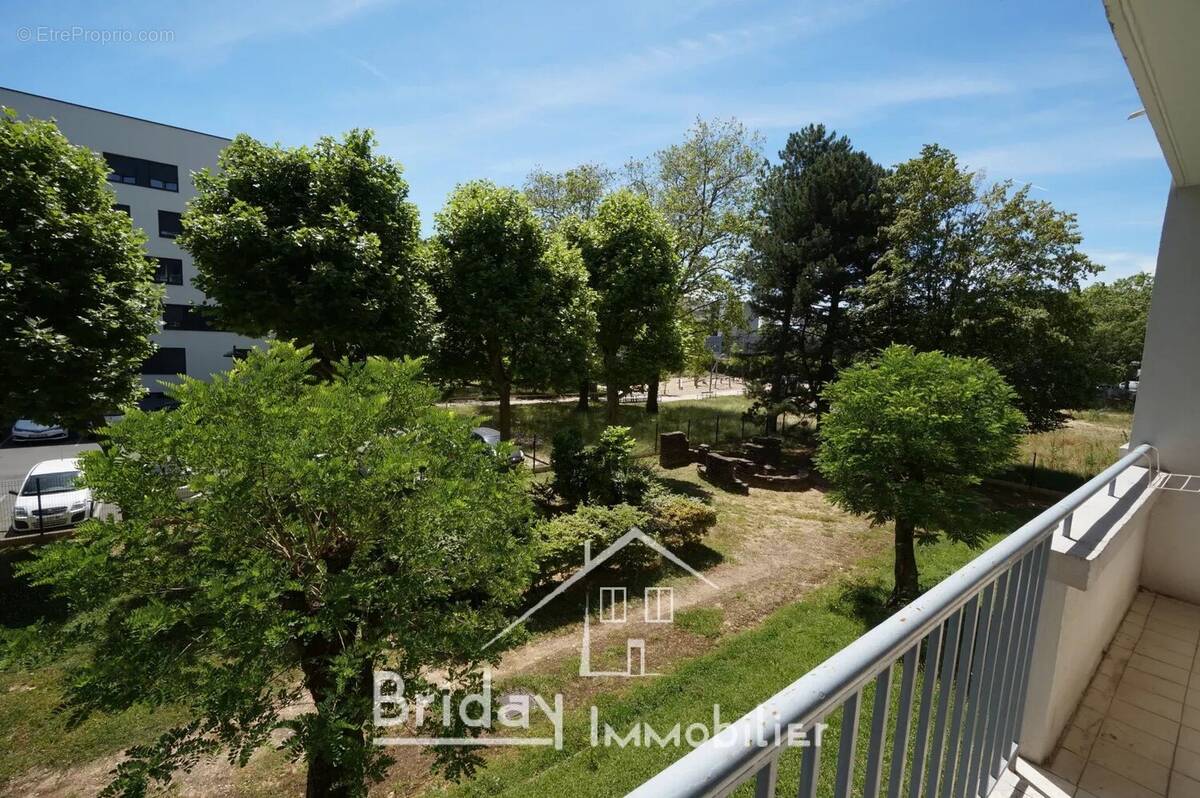 Appartement à LYON-9E