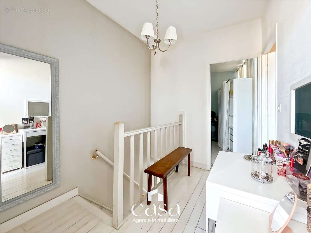 Maison à SAINT-MARTIN-DE-FONTENAY