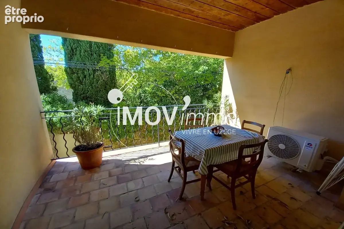 Photo Maison à Saint-Quentin-La-Poterie au prix de 115 000€