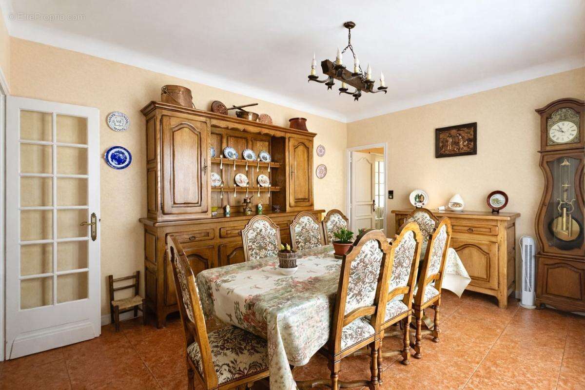 Maison à CASSAGNES-BEGONHES